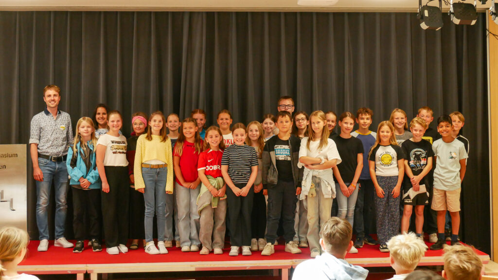 Klasse 5a mit Klassenlehrer P. Galm